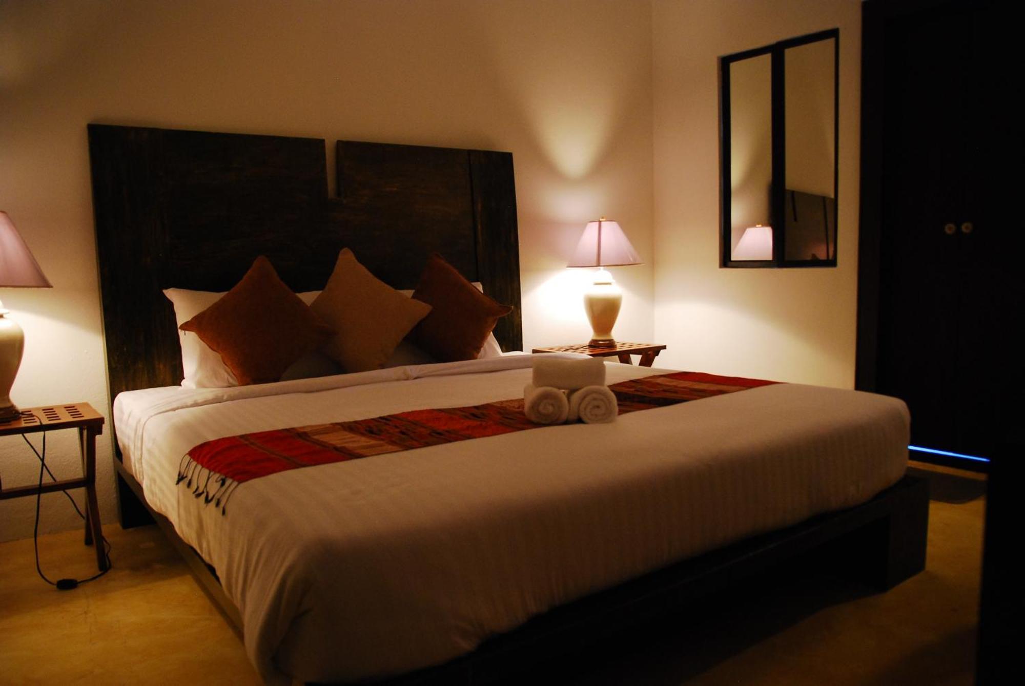The Travellers Arms, Chiang Mai